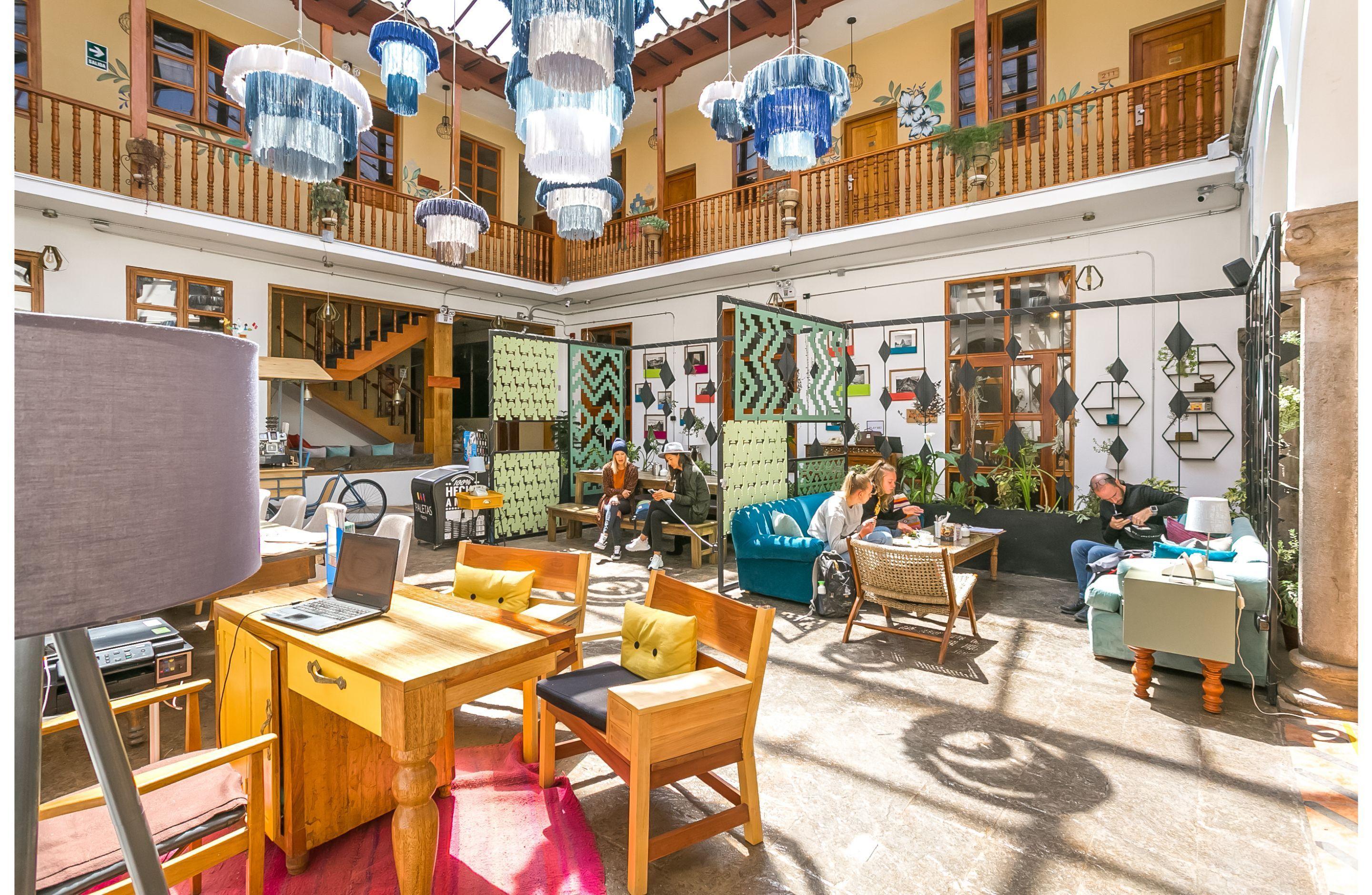 Socialtel Plaza De Armas Cusco Hotel Exterior photo