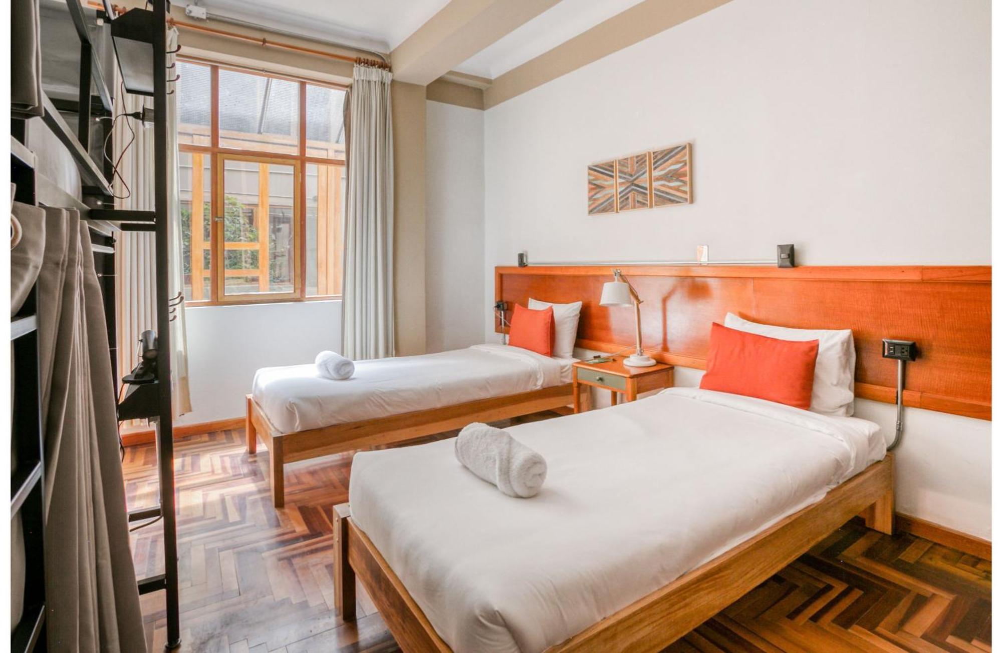 Socialtel Plaza De Armas Cusco Hotel Room photo