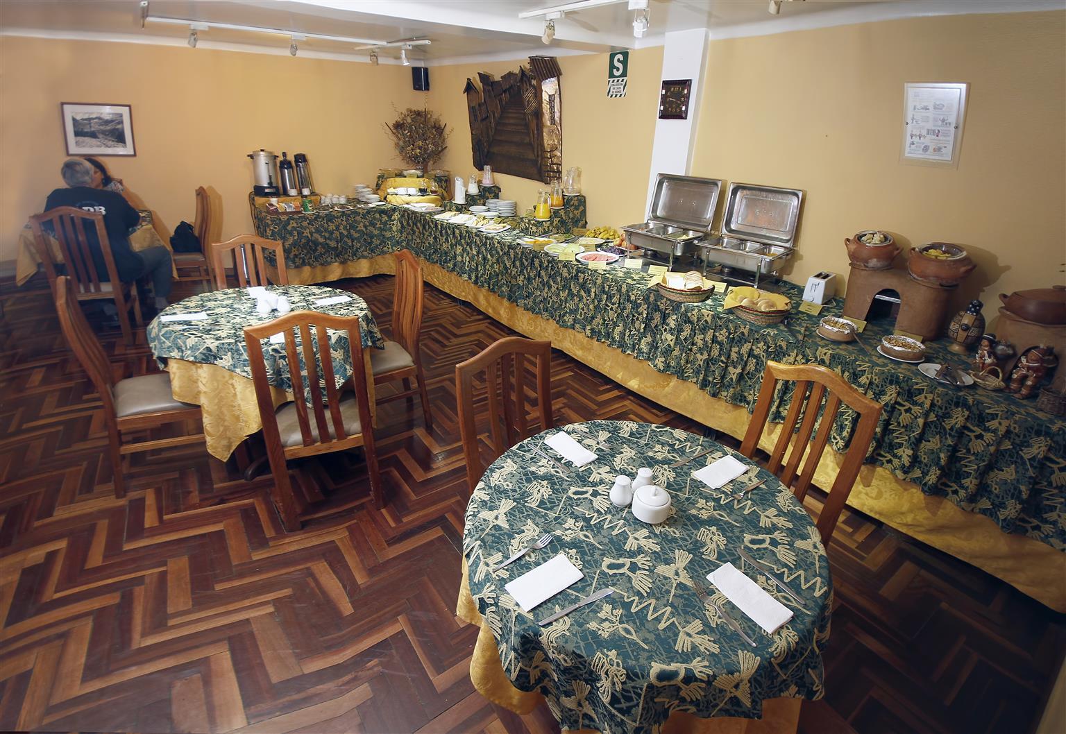 Socialtel Plaza De Armas Cusco Hotel Restaurant photo